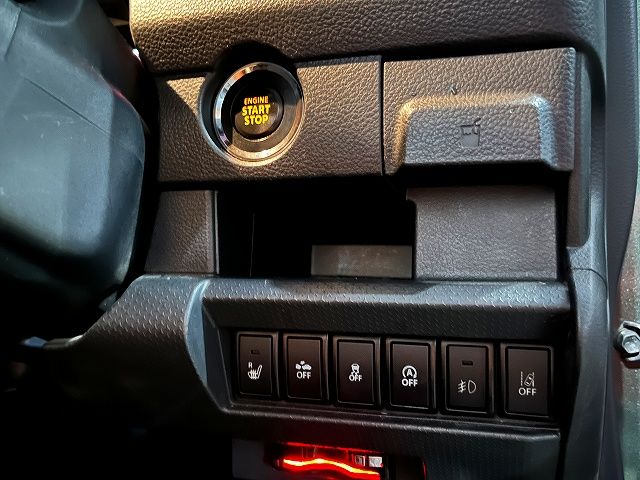 HUSTLER