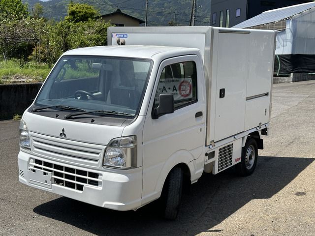 MINICAB truck