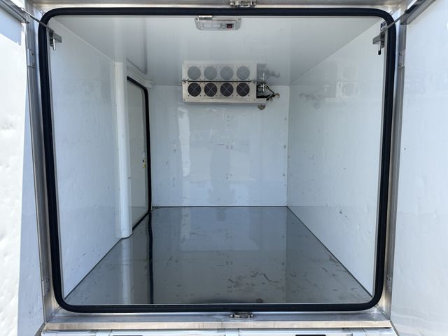 MINICAB truck