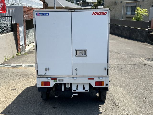 MINICAB truck