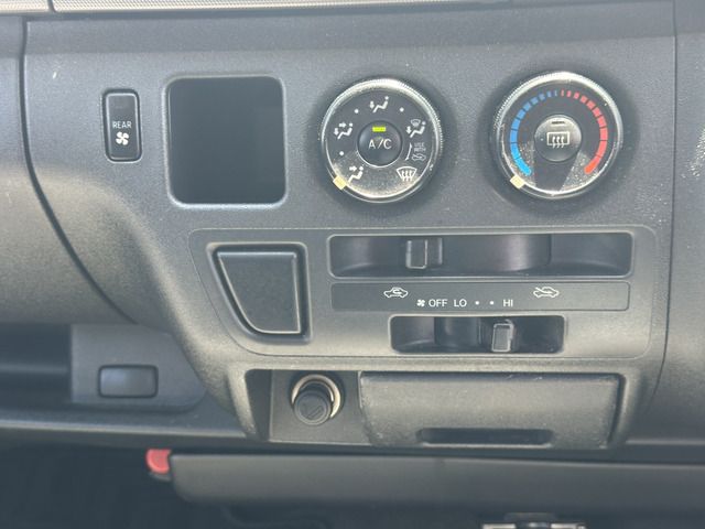 HIACE van 2WD