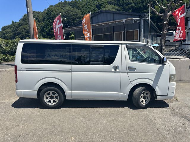 HIACE van 2WD
