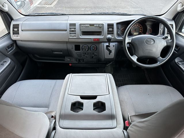 HIACE van 4WD