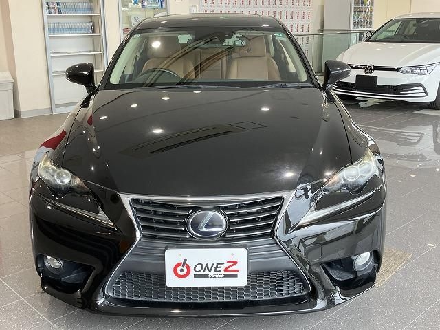 LEXUS IS300h