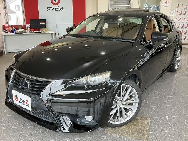 LEXUS IS300h