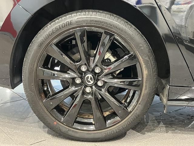 MAZDA3 SEDAN