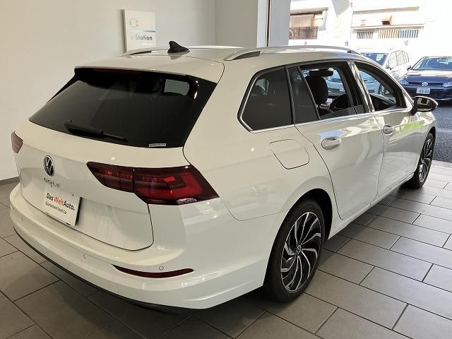 VOLKSWAGEN GOLF VARIANT