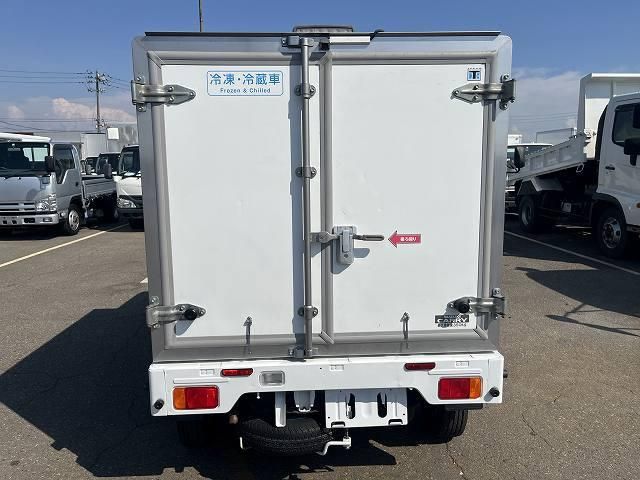 CARRY truck 4WD