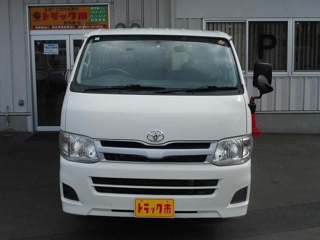 HIACE van 4WD