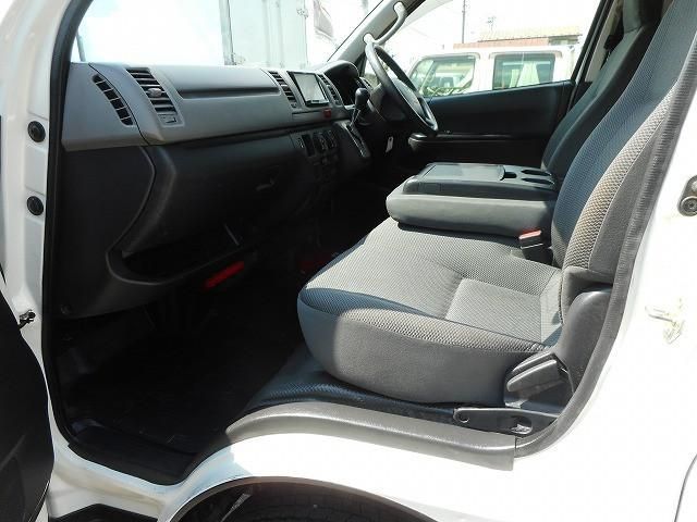 HIACE van 4WD