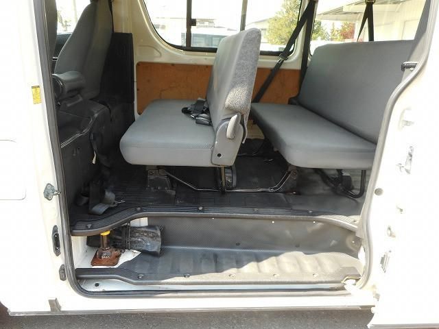 HIACE van 4WD