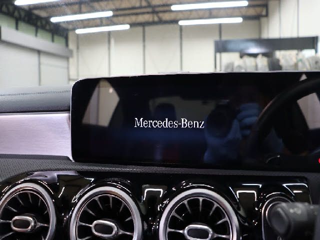 MERCEDES BENZ CLA class