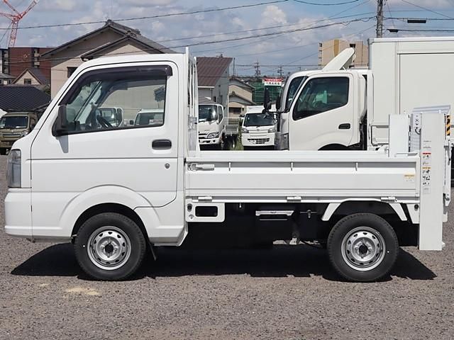 CARRY truck