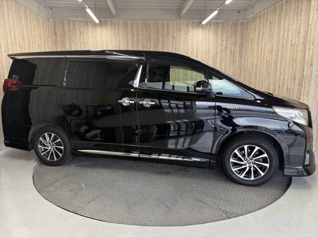 ALPHARD hybrid 4WD