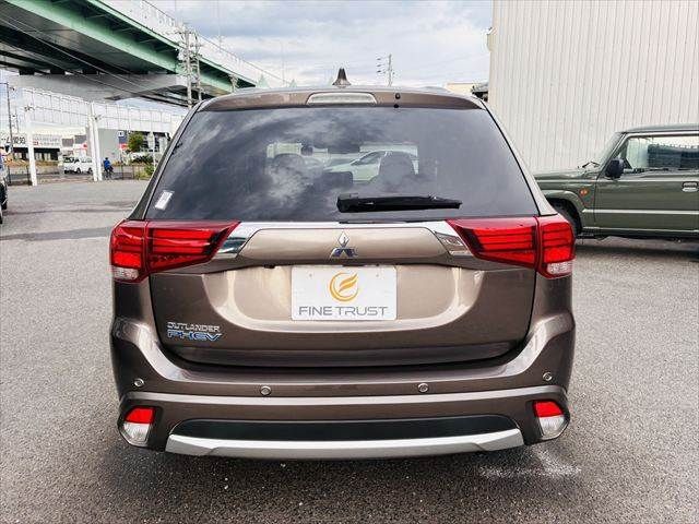 OUTLANDER PHEV