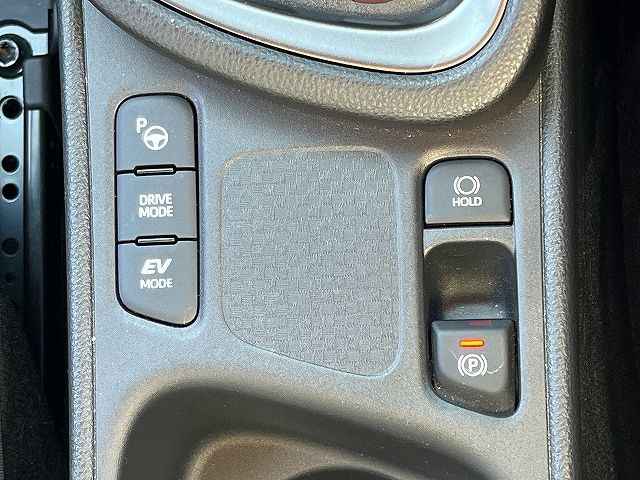 YARIS CROSS HYBRID