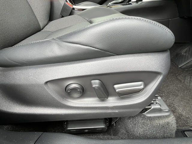 COROLLA CROSS HYBRID