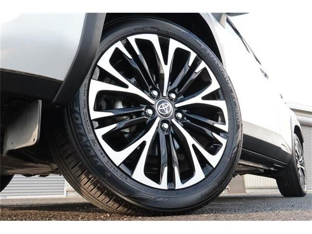 YARIS CROSS HYBRID
