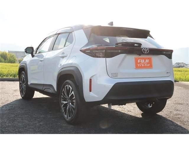 YARIS CROSS HYBRID