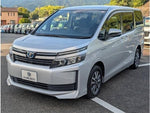 VOXY HYBRID