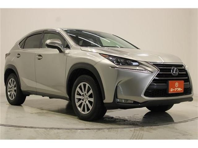 LEXUS NX300h AWD