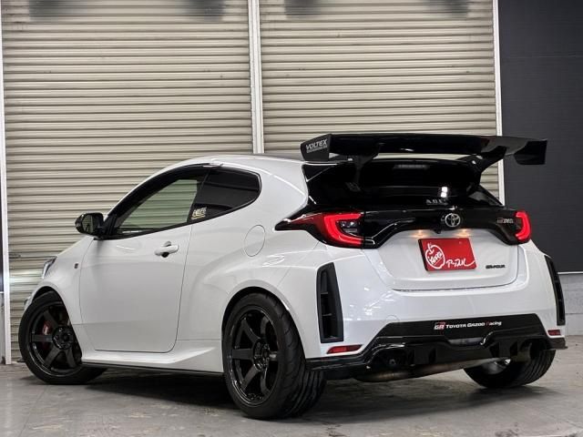 GR YARIS