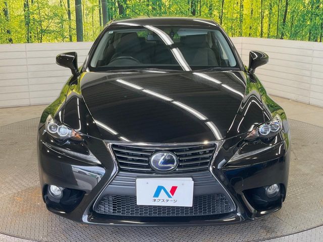 LEXUS IS300h