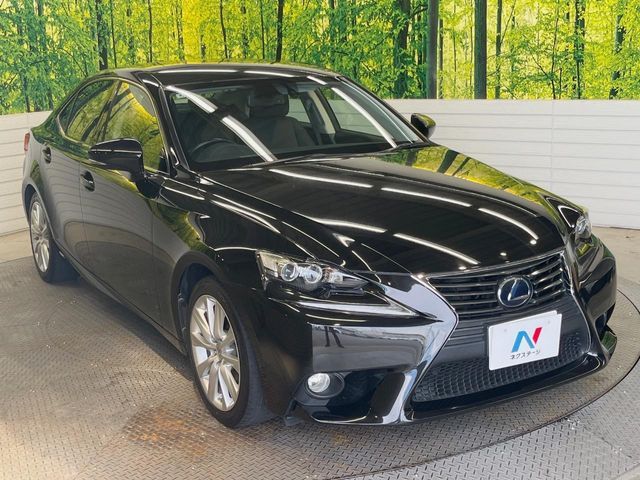 LEXUS IS300h