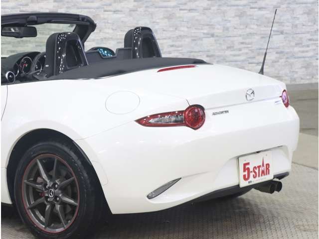 ROADSTER