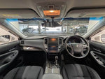 CROWN sedan hybrid