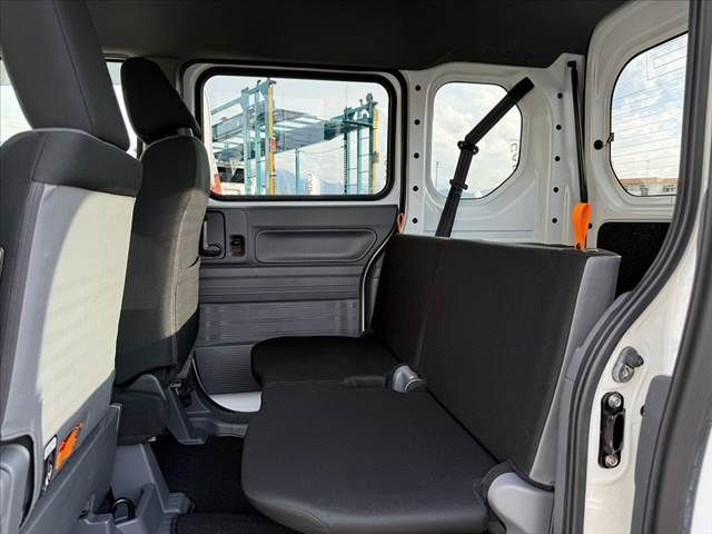 N-VAN