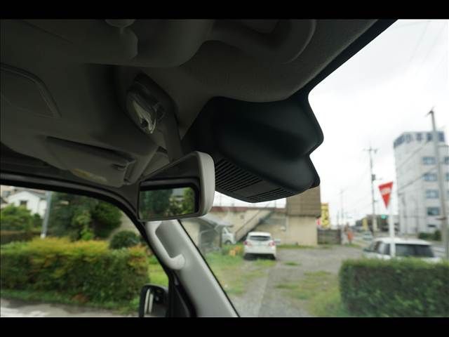 CLIPPER van