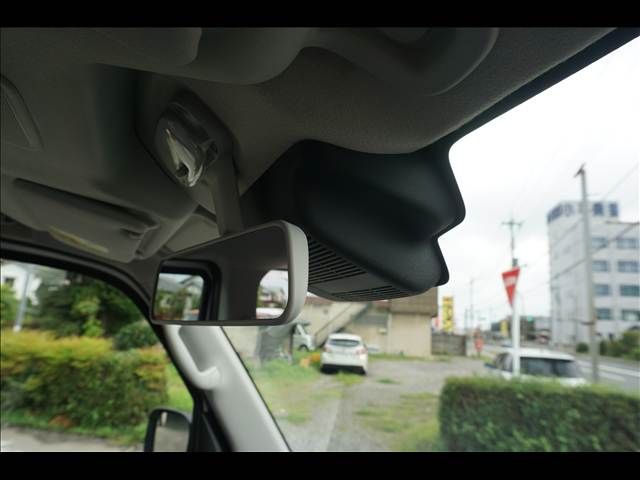 CLIPPER van