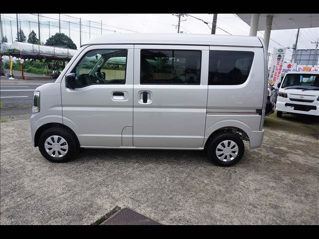CLIPPER van