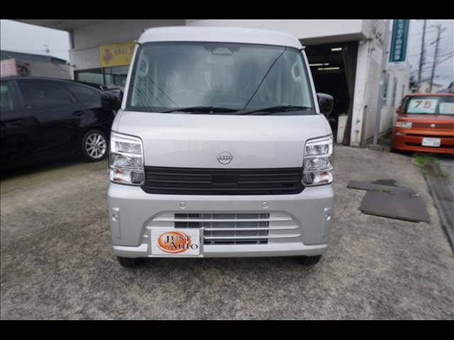 CLIPPER van