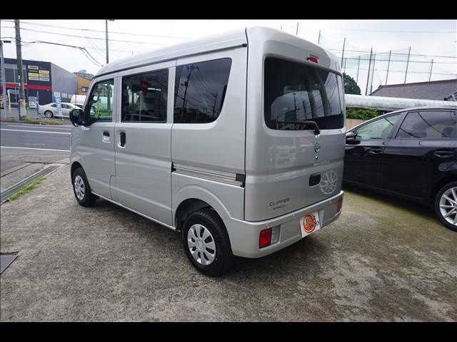 CLIPPER van