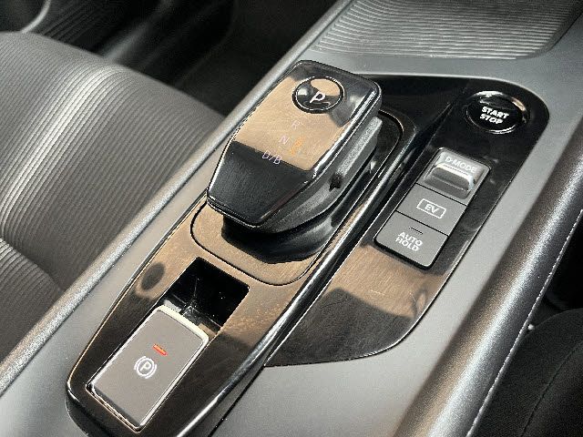 NOTE 4WD