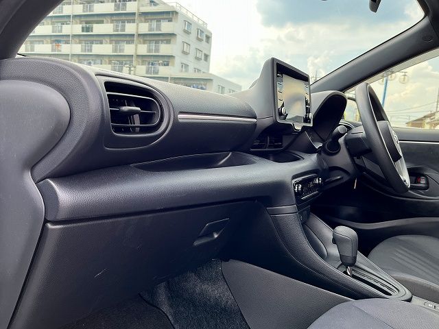 YARIS HYBRID