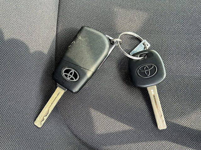 YARIS HYBRID
