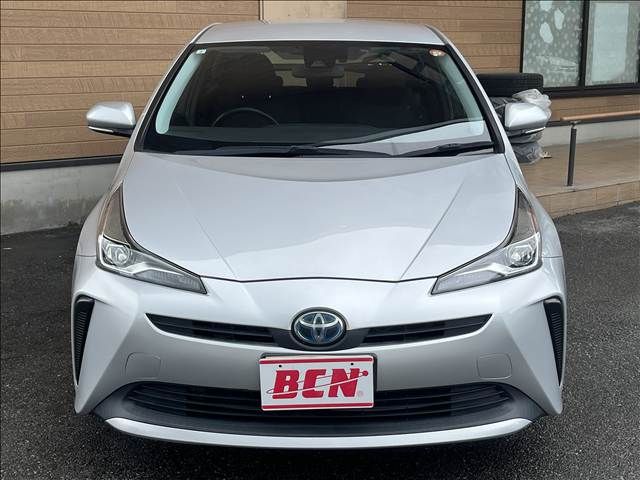 PRIUS 4WD