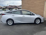 PRIUS 4WD