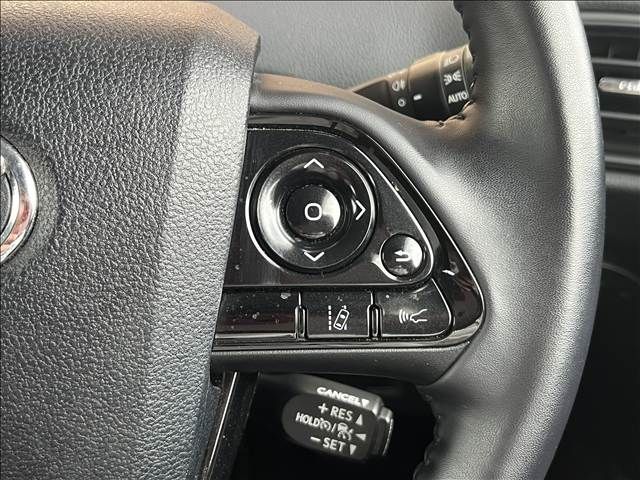 PRIUS 4WD