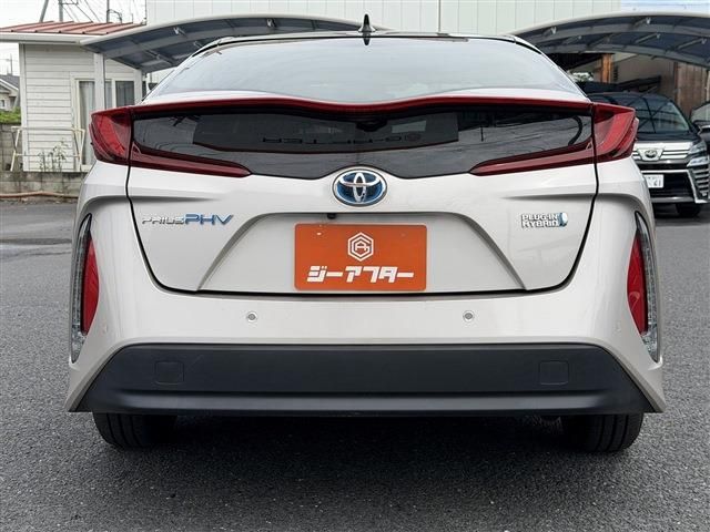 PRIUS PHV