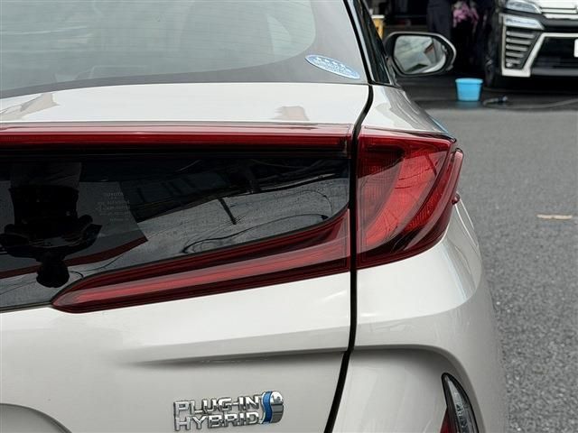 PRIUS PHV