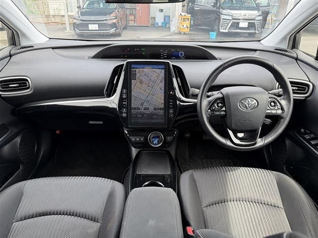 PRIUS PHV