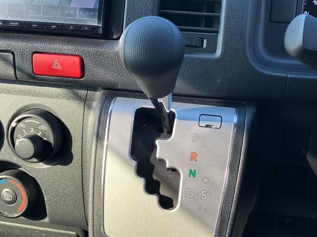 HIACE van 4WD