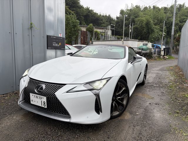 LEXUS LC500 Convertible
