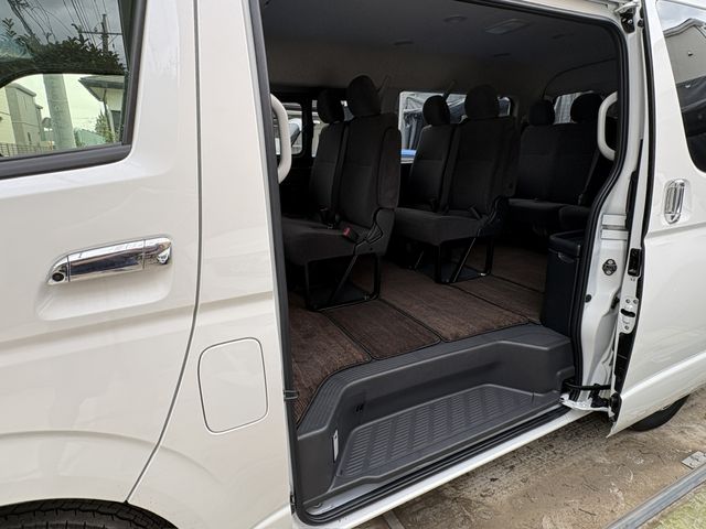 HIACE wagon