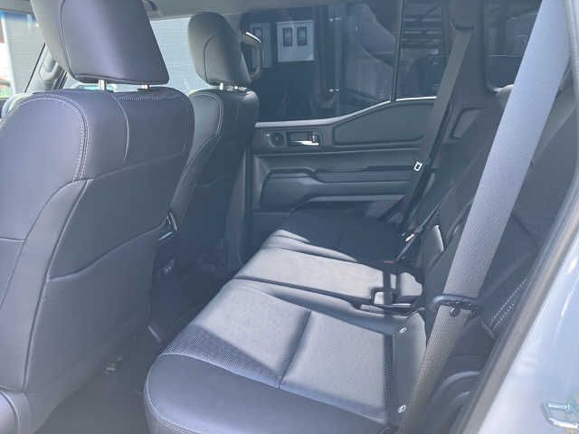 LANDCRUISER 250