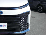 VOXY HYBRID 4WD
